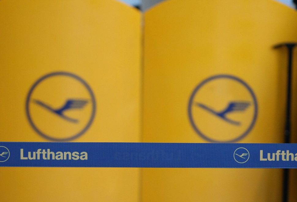 Lufthansa Grubu 1. Çeyrekte 734 Milyon Euro Net Zarar Açıkladı