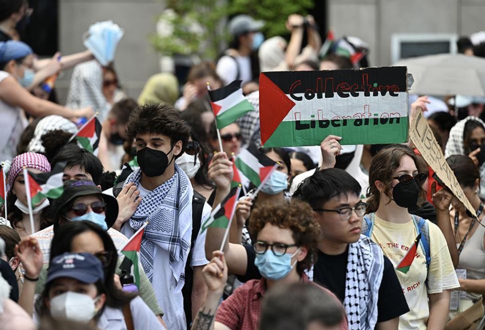 İsrail'i Protesto Eden ABD'li Öğrenci ve Akademisyenler Türlü Engellemelere Maruz Kalıyor