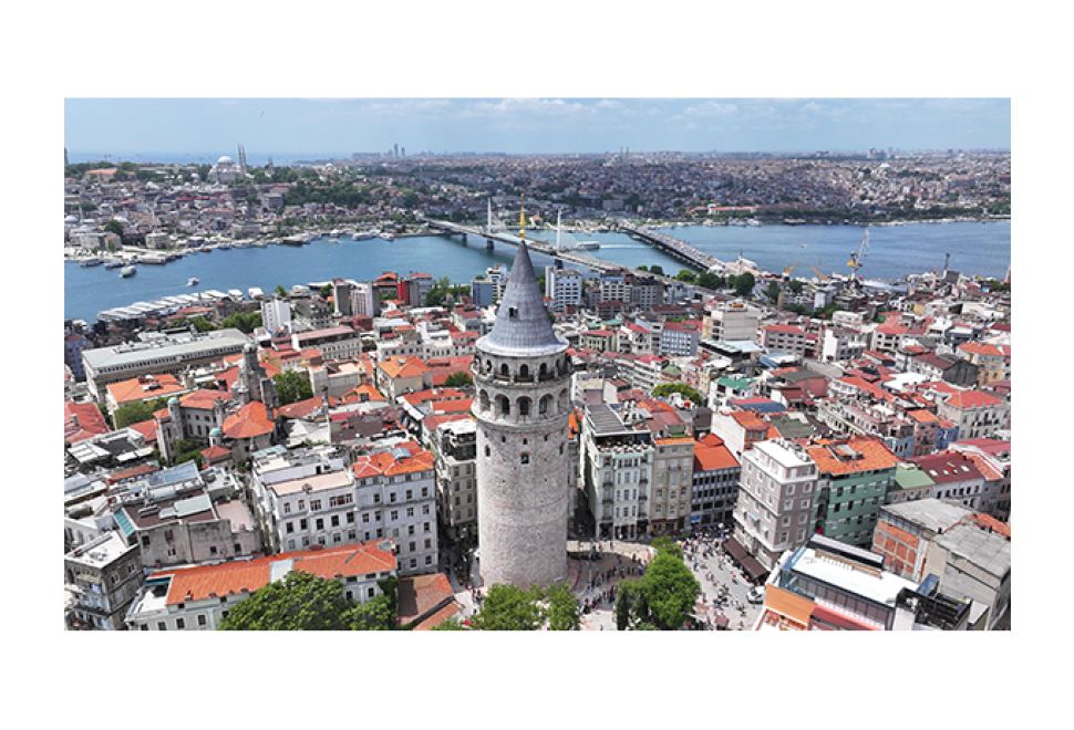 Galata Kulesi Yeniden Ziyaretçileri Ağırlıyor
