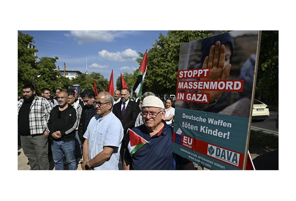 Berlin'de DAVA Mitingi