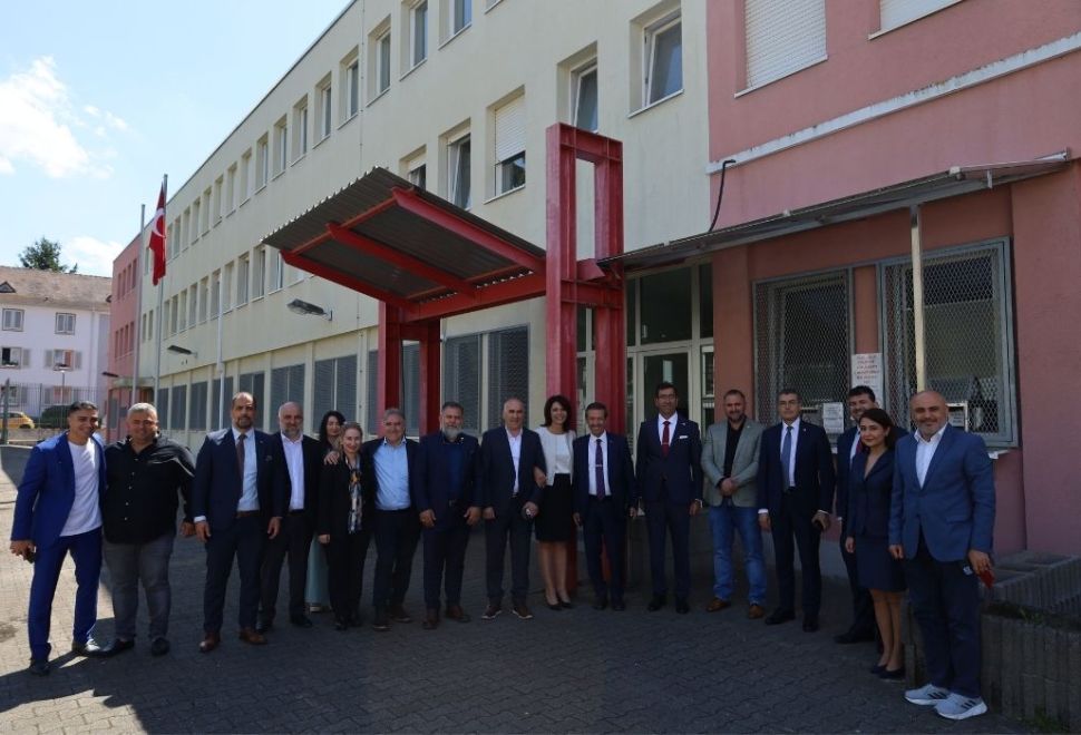 Dışişleri Bakanı Ertuğruloğlu, Karslruhe Başkonsolosluğunu Ziyaret Etti