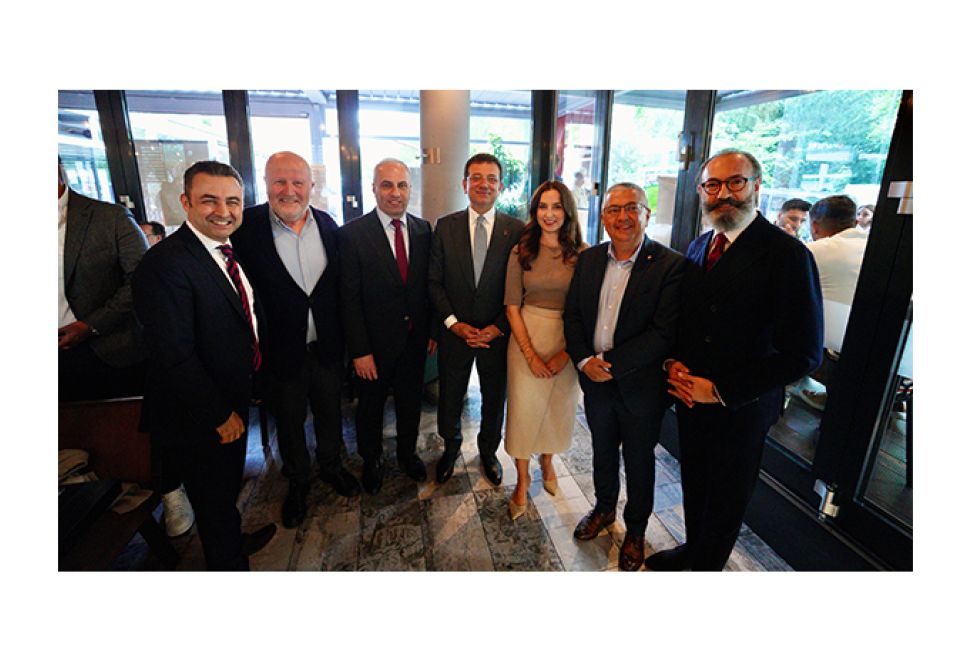Düsseldorf'ta Türk İş İnsanları ile Özel Buluşma