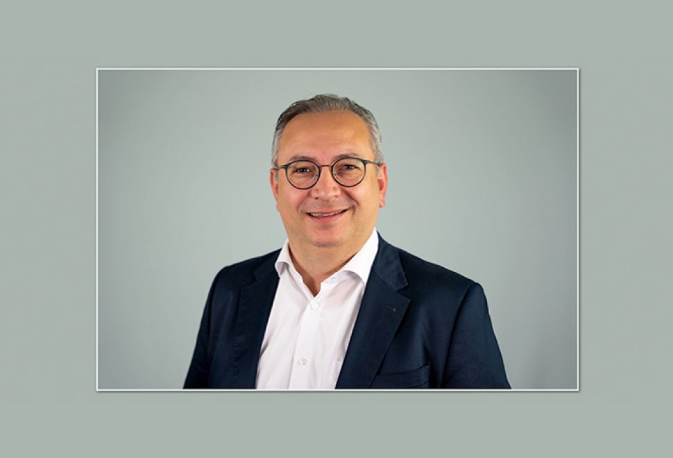 Cenk Özöztürk Köln/ Bonn Havaalanı İdare Edecek