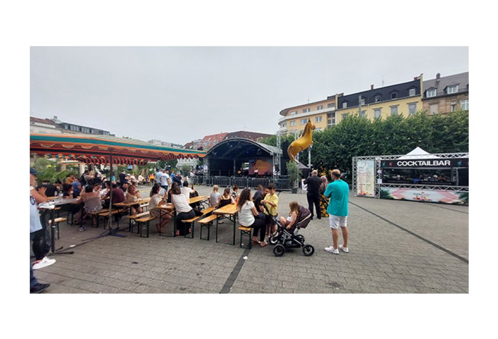 Karlsruhe Okul Aile Birliği 50. Yılını Stephansplatz'da Kutladı