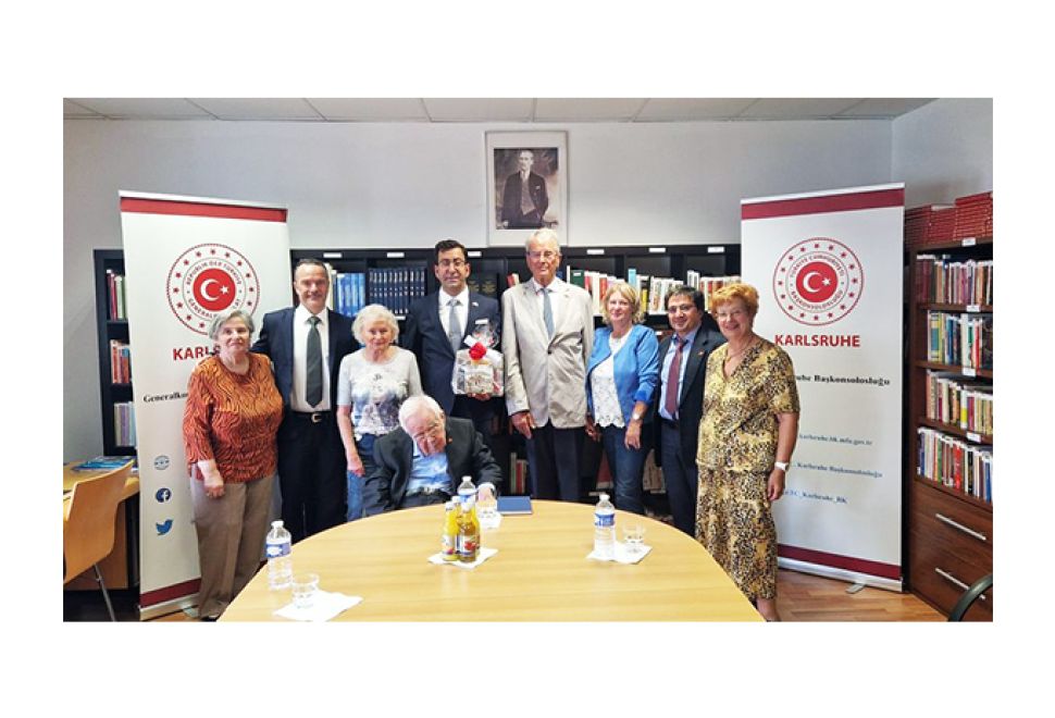 Pforzheim Türk-Alman Birliği'nden Karlsruhe Başkonsolosu'na Nezaket Ziyareti