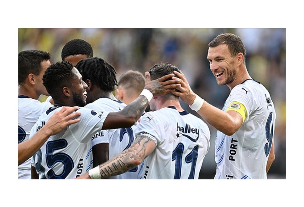 Fenerbahçe, Strasbourg'u 4-0 Yendi