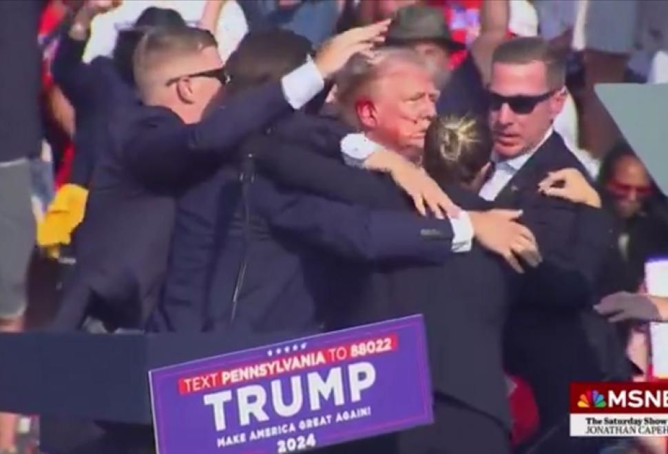 ABD Başkan Adayı Trump'a Silahlı Saldırı