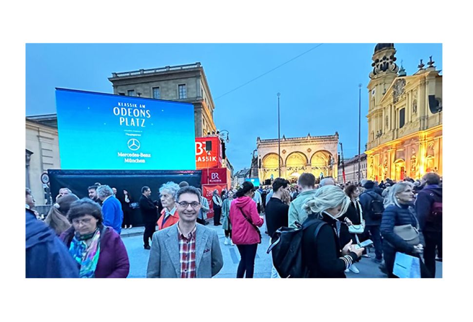 Konserde Türk Sanatçılar Gururlandırdı