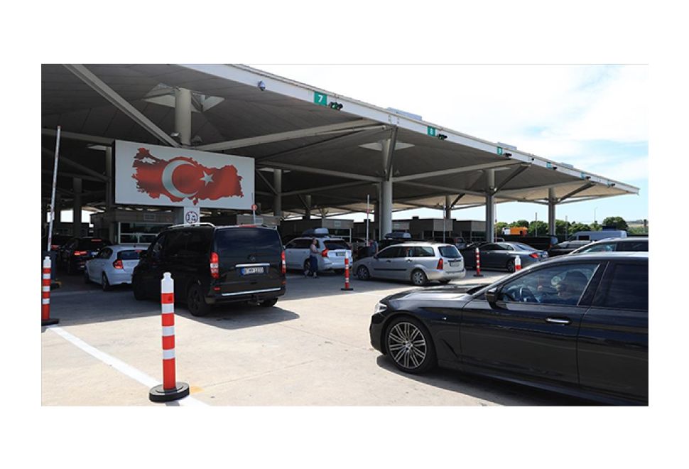 Gurbetçiler Ana Vatana Kavuşmanın Mutluluğunu Yaşıyor