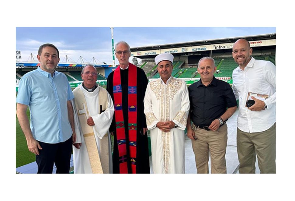 SpVgg Greuther Fürth’in Açılışı, Türk İmamın Duası ile Gerçekleşti