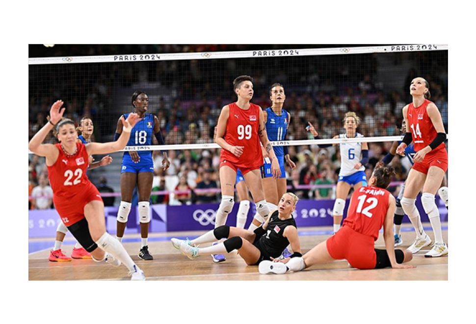 A Milli Kadın Voleybol Takımı, İtalya'ya Mağlup Oldu