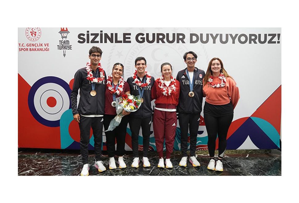 Paris 2024 Olimpiyat Oyunları'ndan Dönen Okçuluk ve Atıcılık Milli Takımları Yurda Döndü