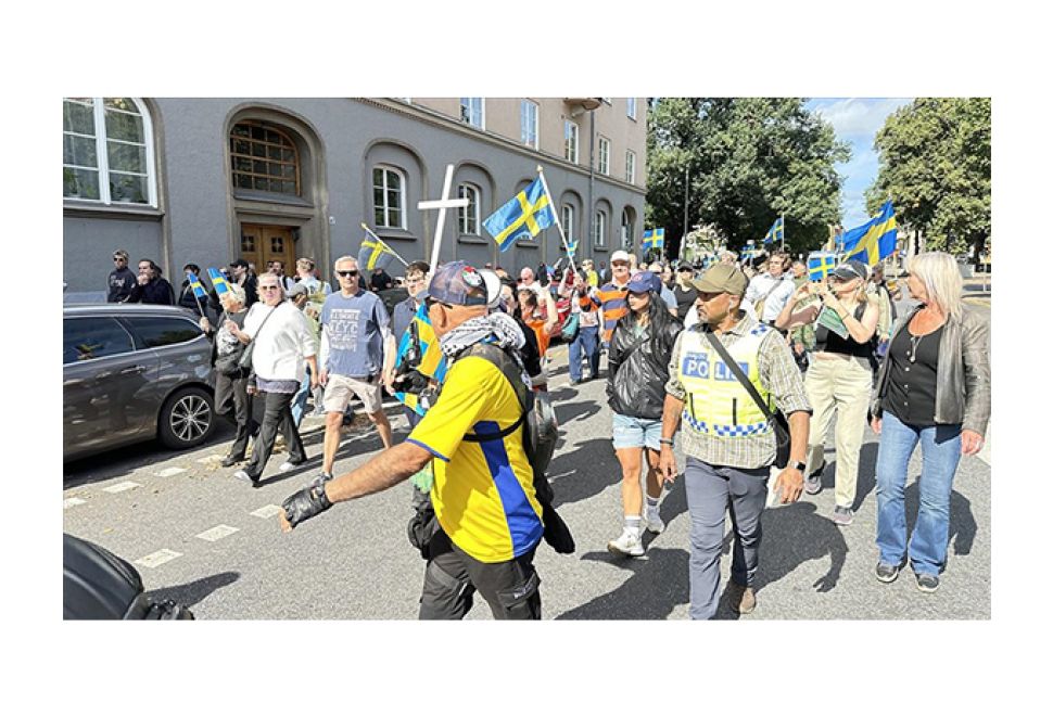 Stockholm'de Aşırı Sağcı Grup, Müslümanları Hedef Alan Gösteri Düzenledi