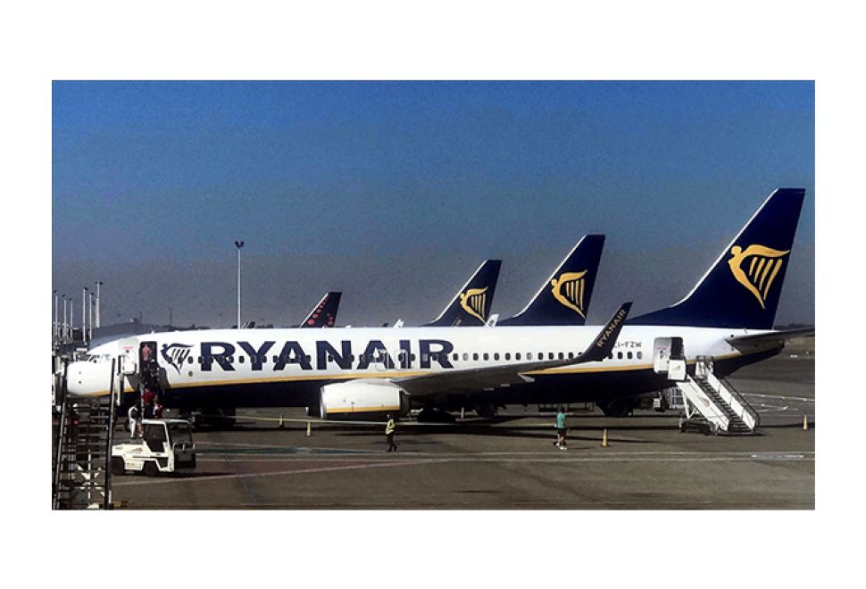 Ryanair, Yüksek Maliyetler Nedeniyle Berlin Uçuşlarını %20 Azaltıyor