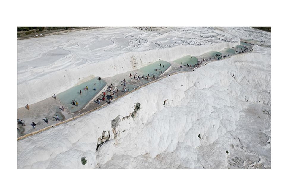Pamukkale'ye Ziyaretçi Akını, 8 Ayda 1,7 Milyon Turist