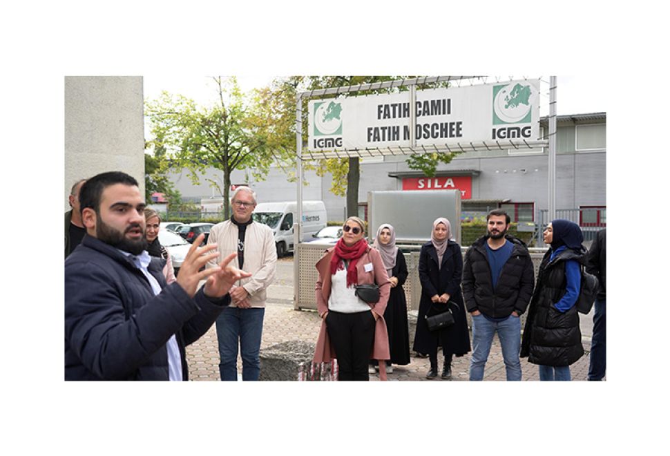 Fatih Camii’nde Açık Kapı Günü’ne Yoğun İlgi 