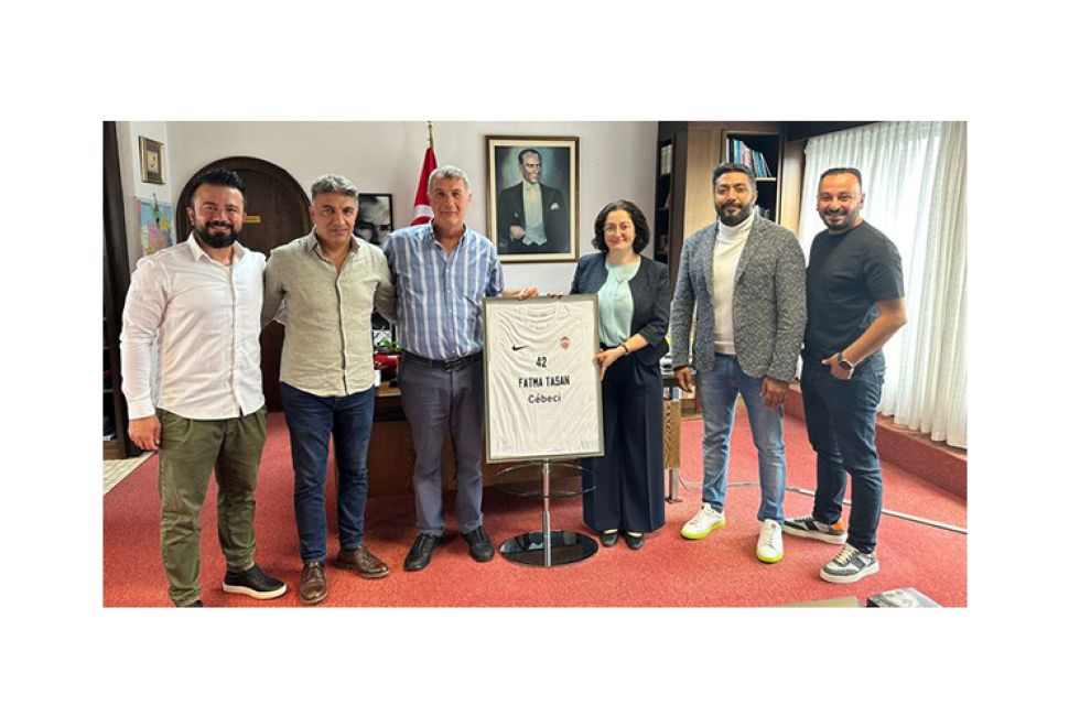 Türkspor Nürnberg Yönetiminden Başkonsolos Cebeci’ye Ziyaret