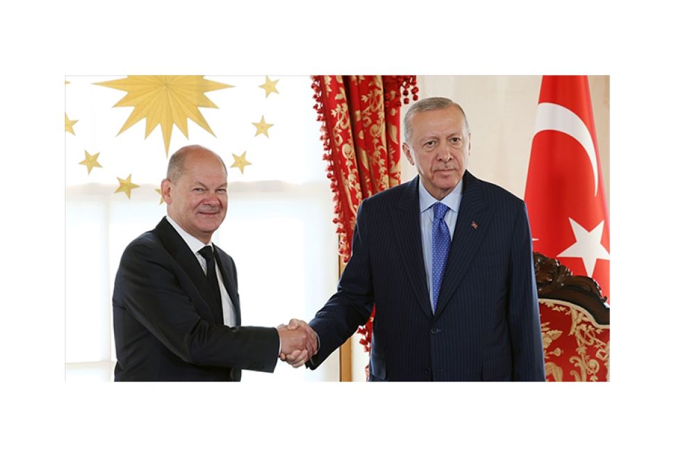 Scholz'un Türkiye'yle Savunma Alanında İşbirliği Mesajları Alman Basınında