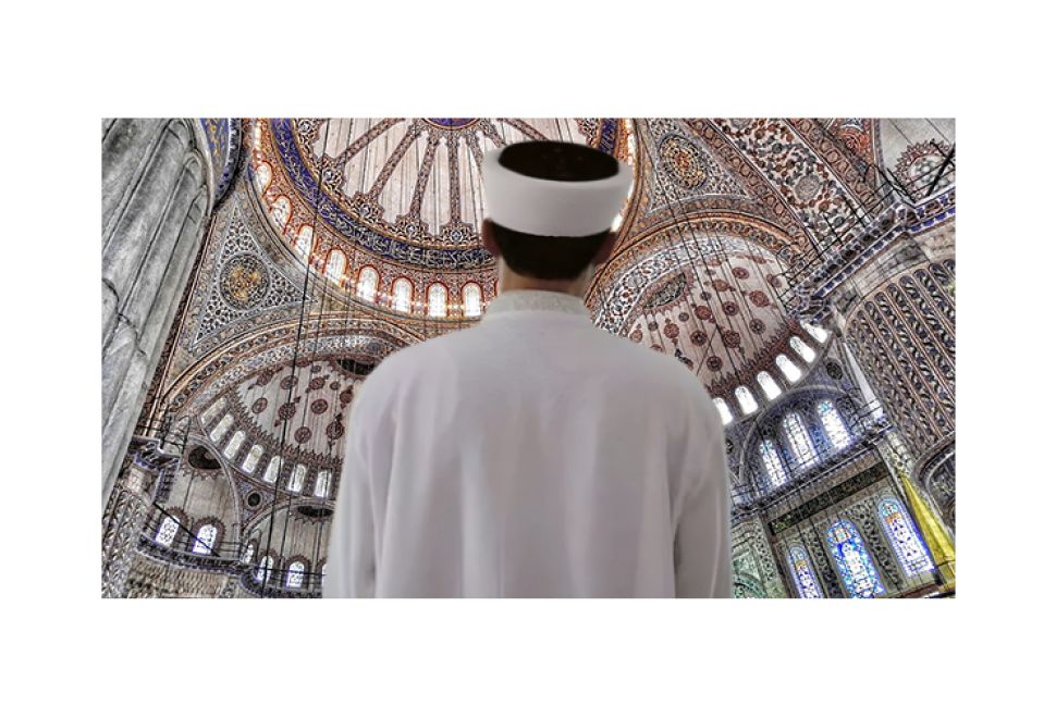 Zuhal Demir'den Türk İmamlarına Çalışma Yasağı