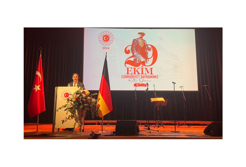 Köln’de 101. Yıl Cumhuriyet Coşkusu