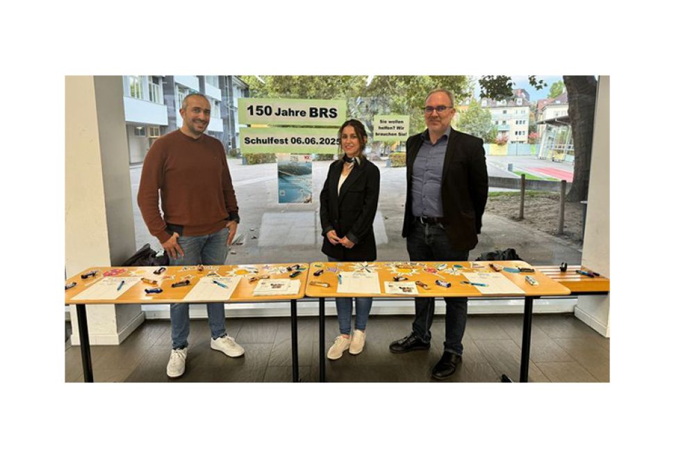 Stuttgart’ta Türkçe ve Türk Kültürü Tanıtım Standı Açıldı