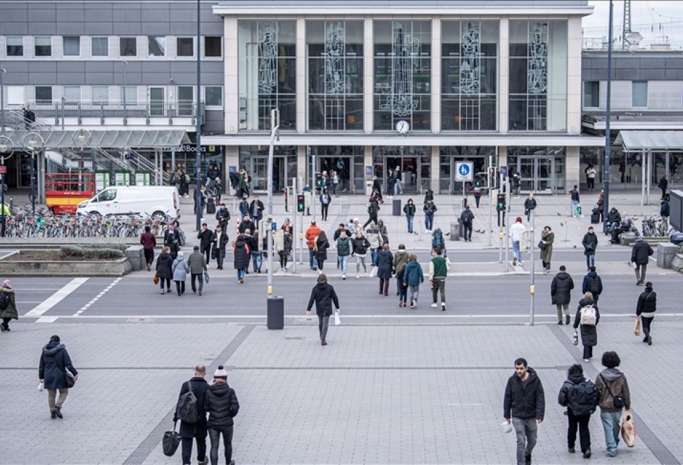 Almanya’da Batı Eyaletlerinde Yabancı Düşmanlığı Artışta