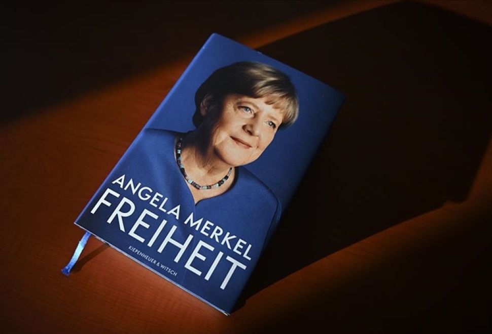 Eski Almanya Başbakanı Angela Merkel’in ‘Özgürlük. Anılar 1954-2021’ Kitabı Yayımlandı