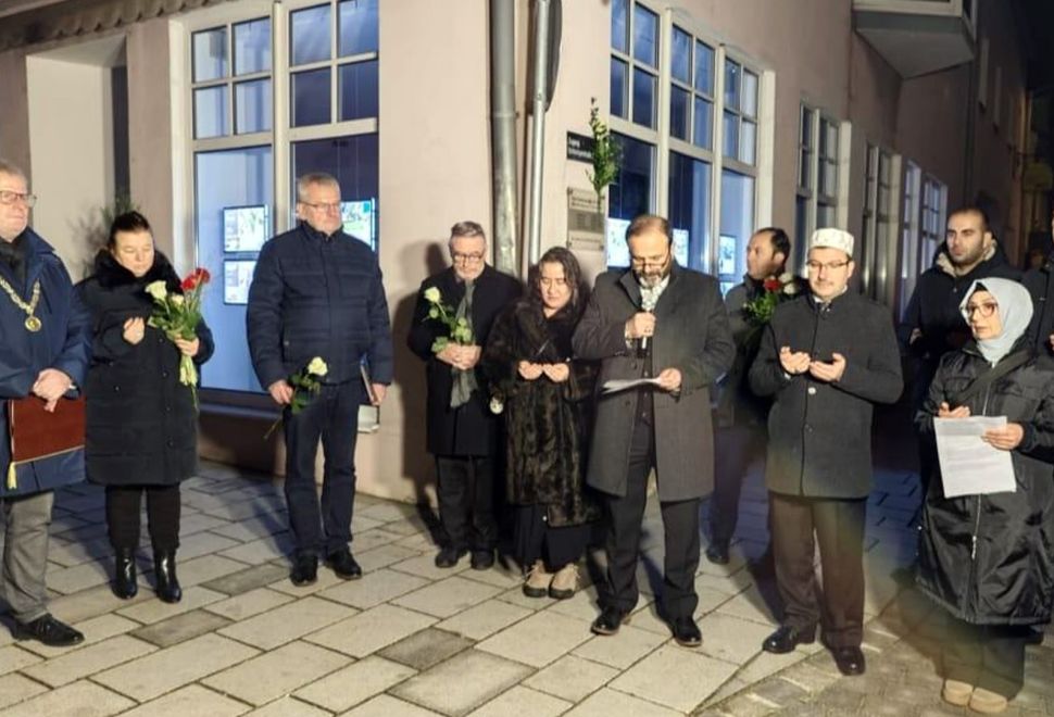 Schwandorf Kundaklama Kurbanları Anıldı, ‘36 Yıllık Acımız Dinmedi’