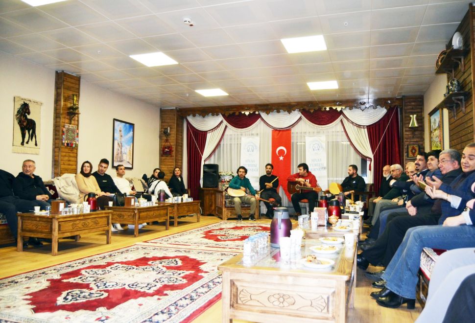 Sivas Turizm Derneği, Şehre Değer Katan Şiirleri ve Ezgileri Paylaştı 