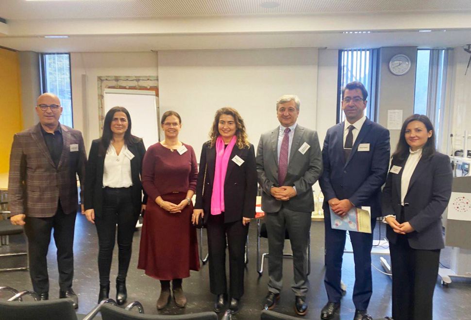 Baden Württemberg’de Türkçe ve Türk Kültürü Öğretmenlerine Uyum Semineri