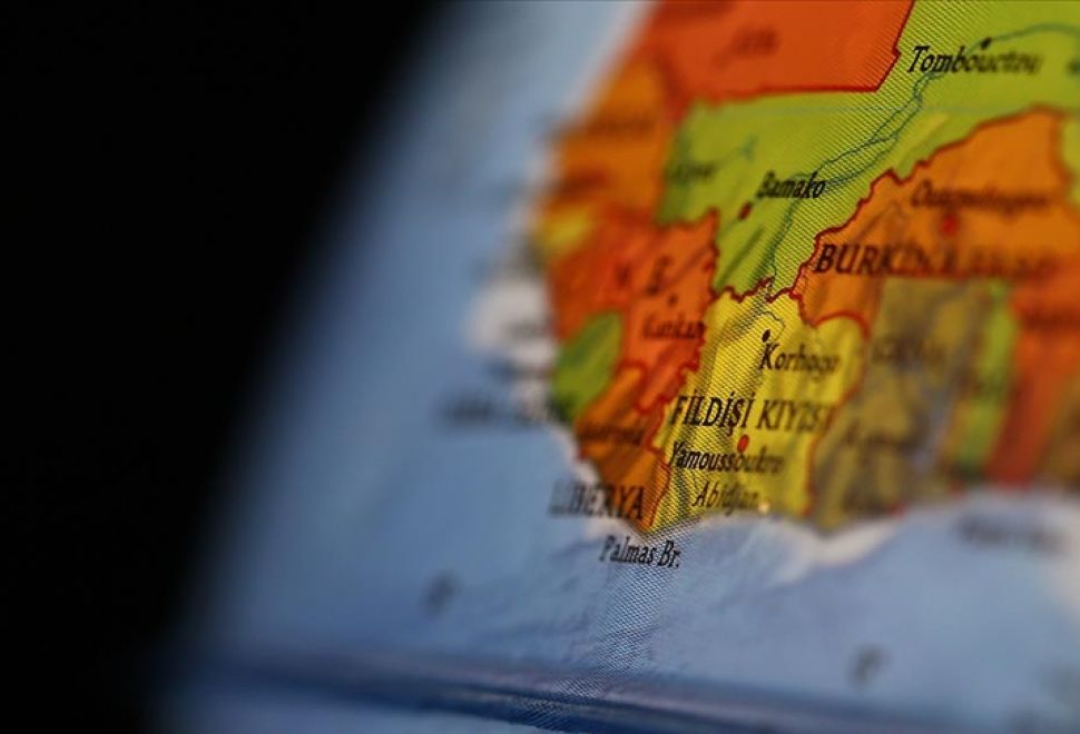 Fildişi Sahili, Fransız Üssünü Devralıyor