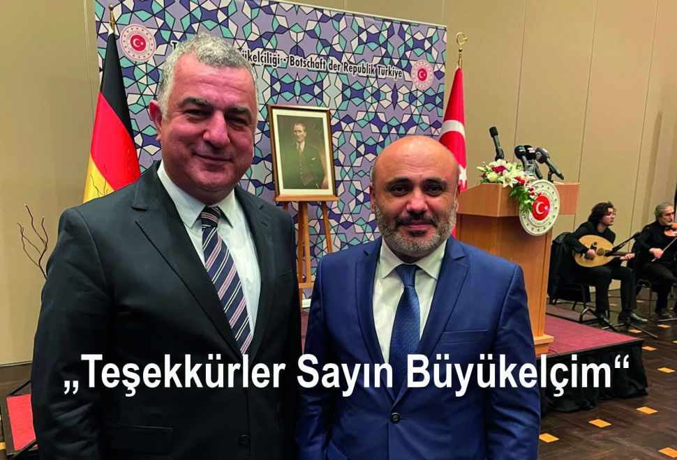 Büyükelçi Ahmet Başar Şen Berlin’e Gözyaşları içinde Veda Etti; Hem Ağladı Hem de Ağlattı