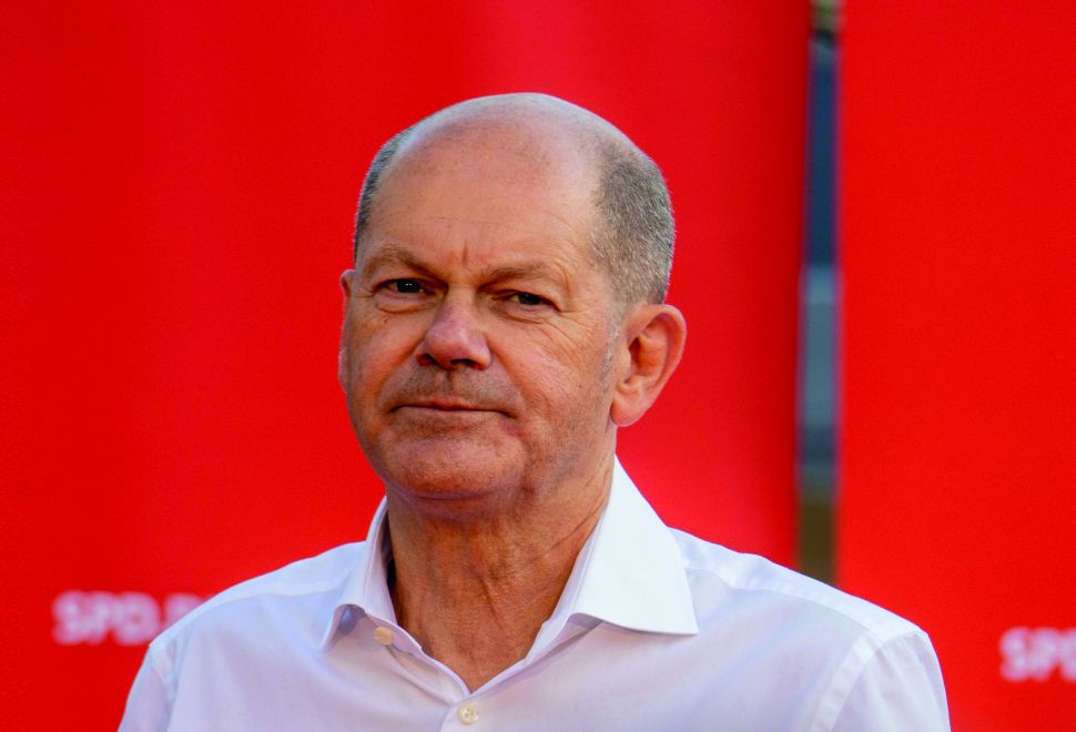 Olaf Scholz Kimdir?