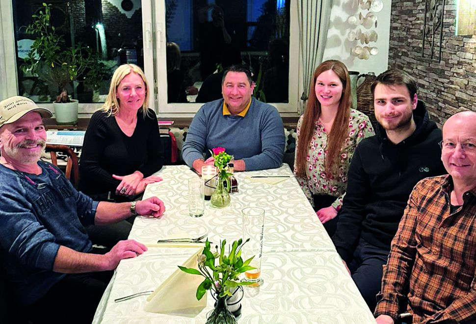 Meckenbeuren'de Kritik Toplantı, Gündemde Seçimler ve Halkla İlişkiler