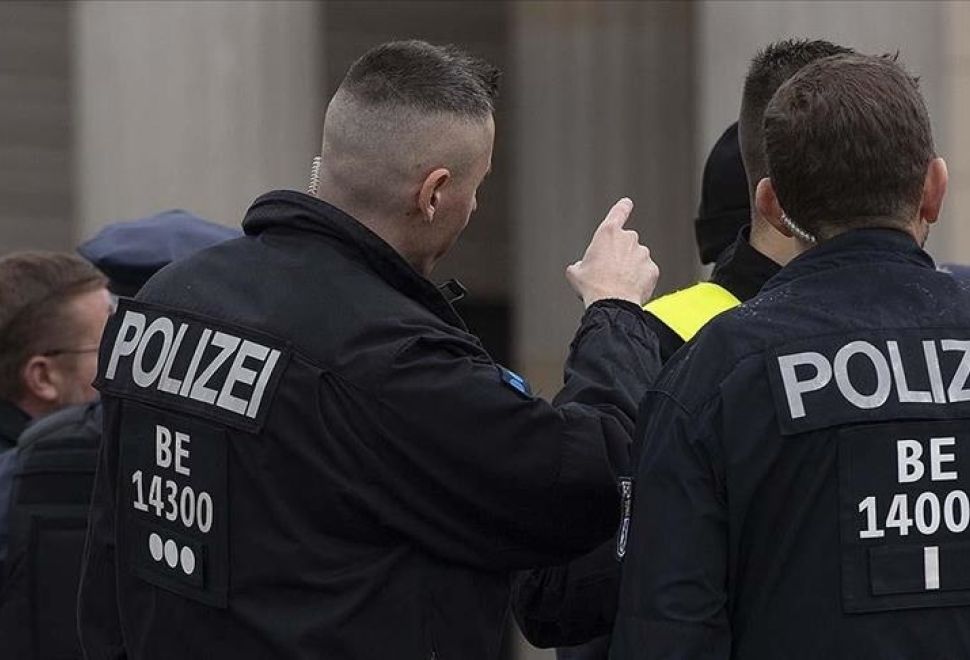 Hamburg'da Irkçı Sohbetler Nedeniyle 15 Polise Soruşturma