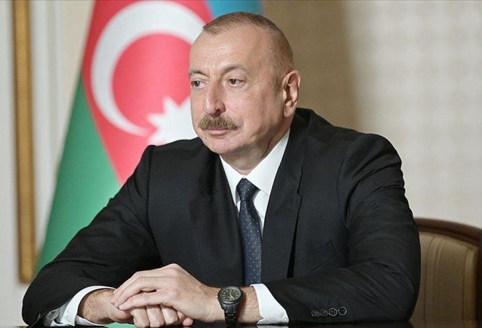 Azerbaycan Cumhurbaşkanı Aliyev, D-8 Üyeliğini Onayladı