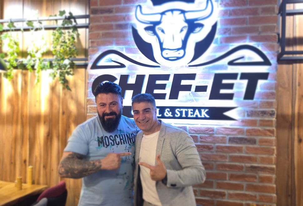 Dünya Kick Boks Şampiyonu Gökhan Aslan, Karlsruhe’de Chef Et’e konuk oldu