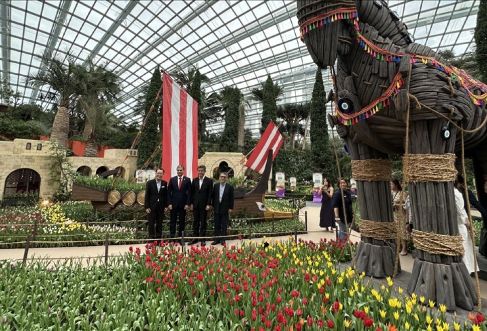 Türk Lalesi Singapur’da