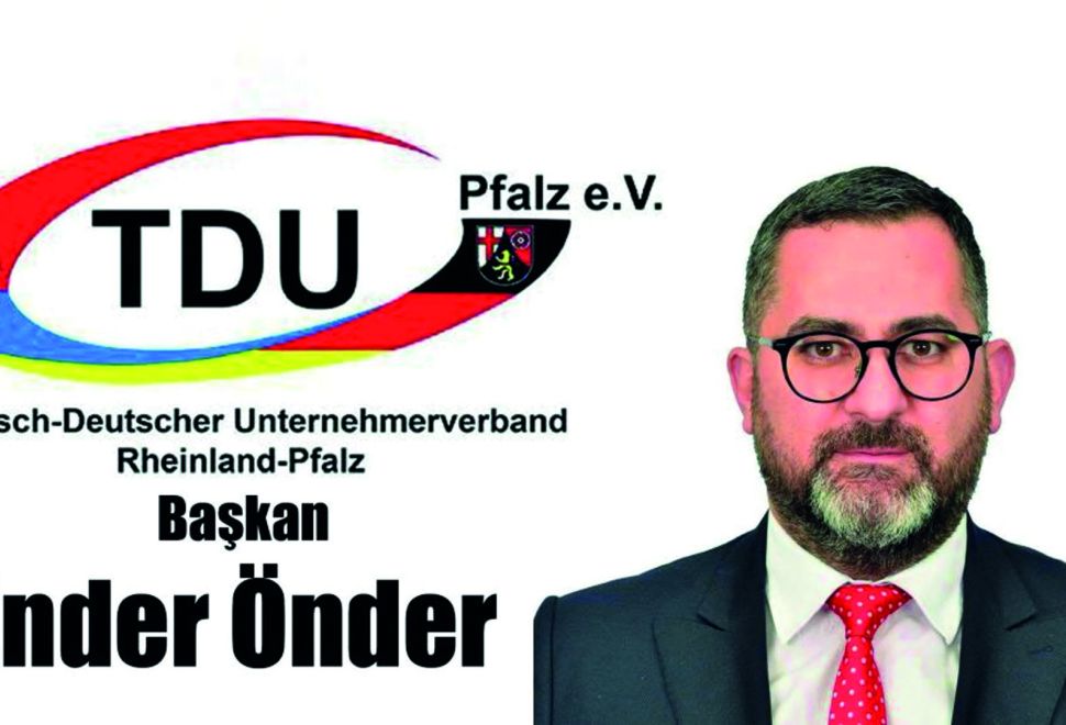 Almanya’da Tarihi Bir An!