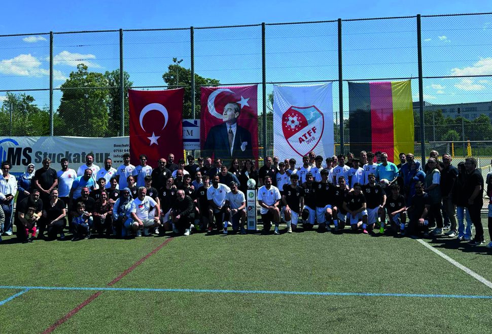 Stuttgart’ta 19 Mayıs Coşkusu, Avrupa Türk Futbol Federasyonu’nun Etkinliğine Yoğun Katılım