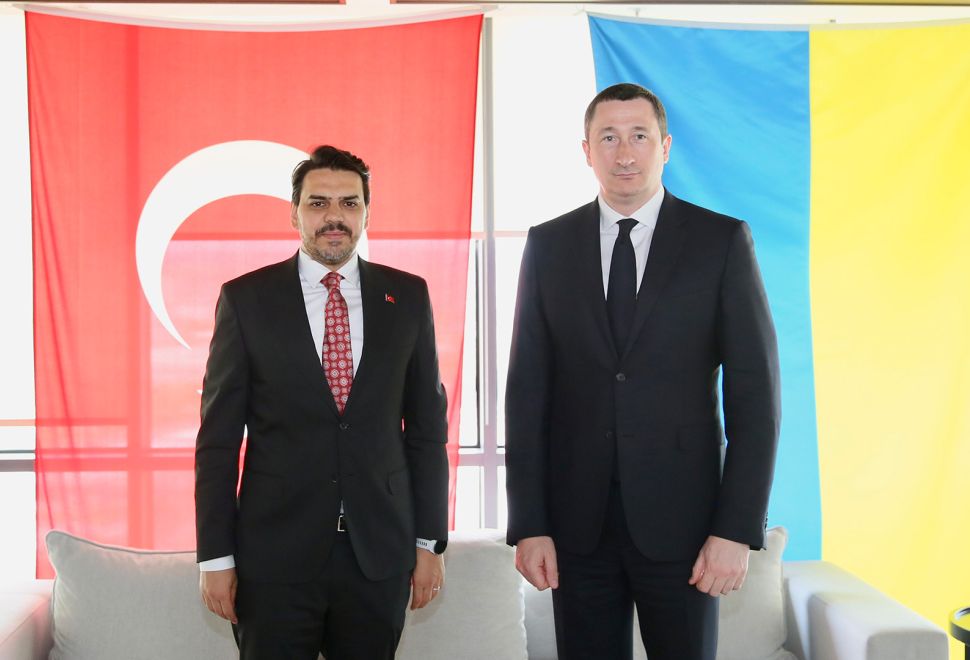 YTB Başkanı Abdullah Eren, Ukrayna Başbakan Yardımcısı Çernışov ile Bir Araya Geldi