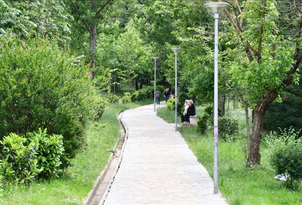 Tiran’da Doğa ve Tarih Buluşuyor