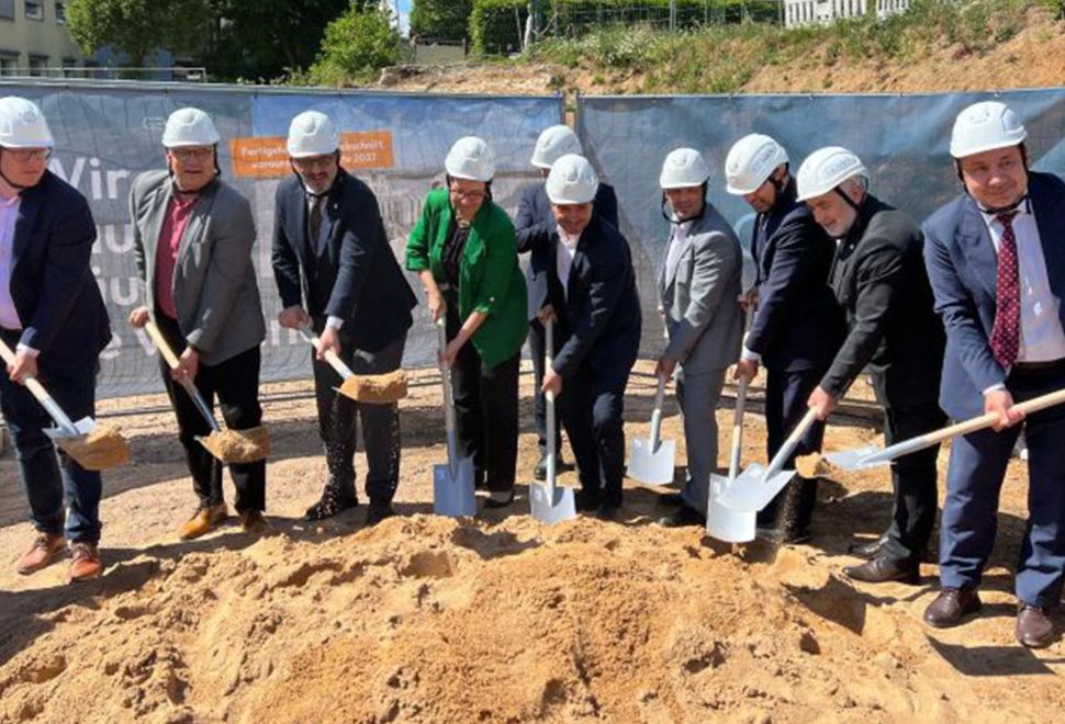 Gießen Merkez Camii’nin Temeli Görkemli Bir Törenle Atıldı