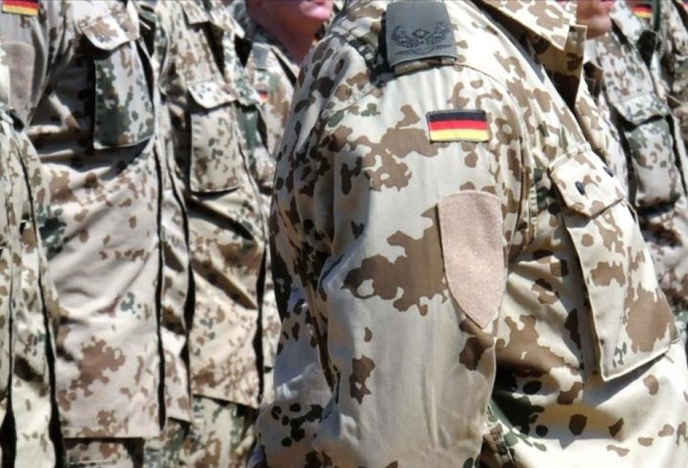 Almanya'ya 60 Bin Asker Daha Gerekiyor