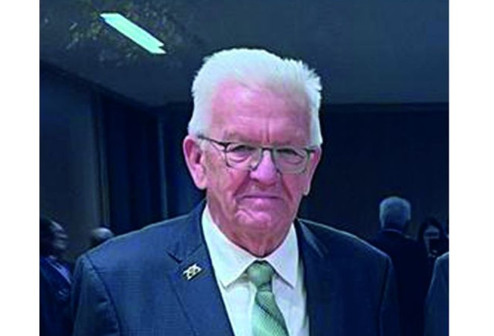 Kretschmann, ‘En iyi elektrikli otomobiller Almanya’dan, en iyileri Baden-Württemberg’den çıkmalı’