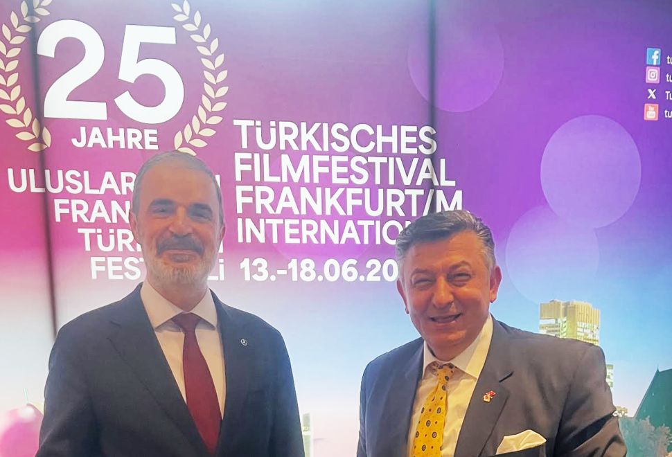 Uluslararası Frankfurt Türk Festivali 25. Yılını Görkemli Bir Gala Gecesiyle Kutladı