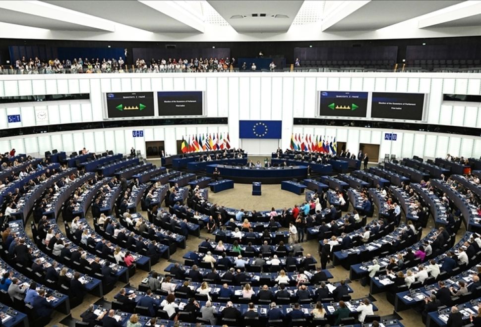 AP, İsrail'in İran Saldırısını Görmezden Geldi