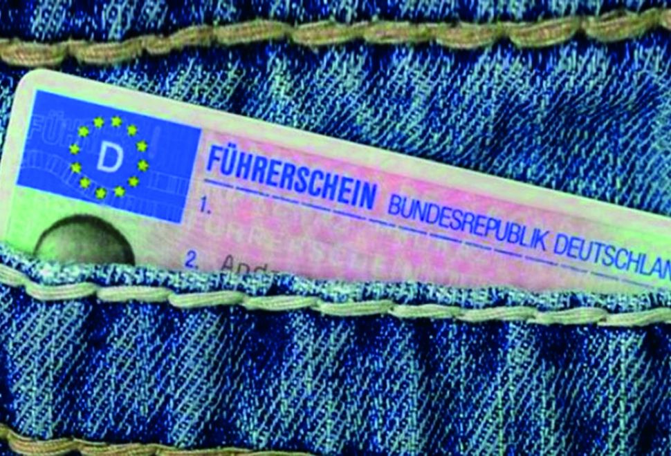 Heilbronn’da Sürücü Belgesi Dolandırıcılığı Ortaya Çıktı