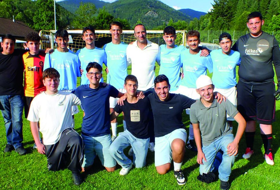 Hababam Sınıfı Fırtına Gibi Esti 