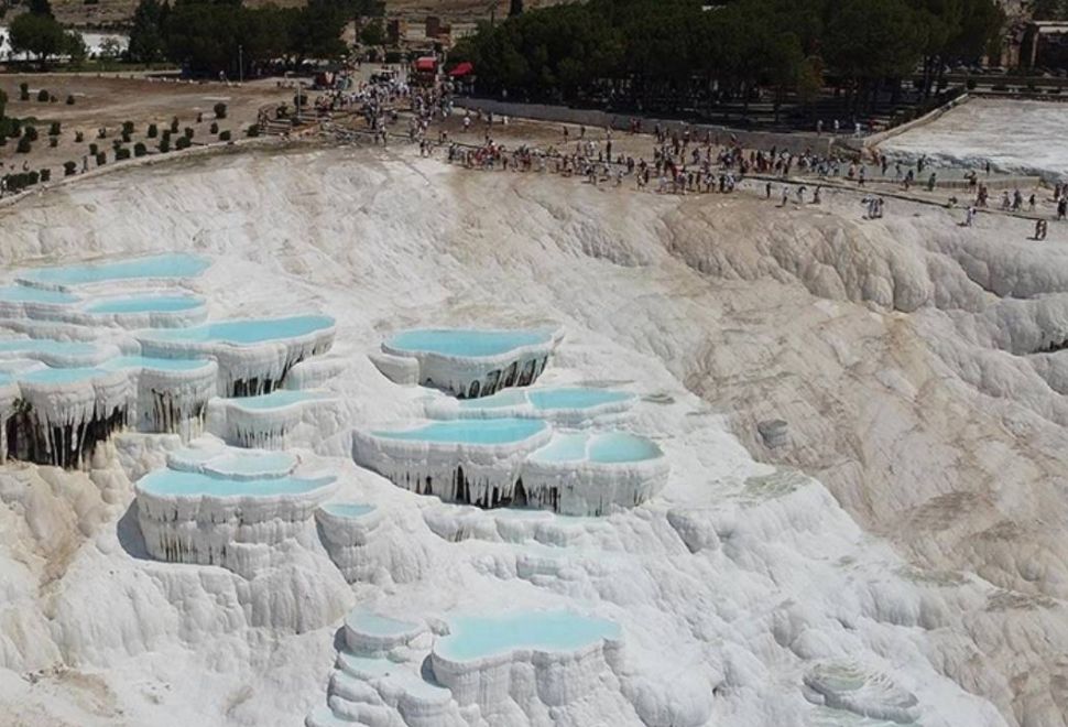 Denizli’de Gezilecek Yerler: Pamukkale’nin ve Tarihin Büyüsü